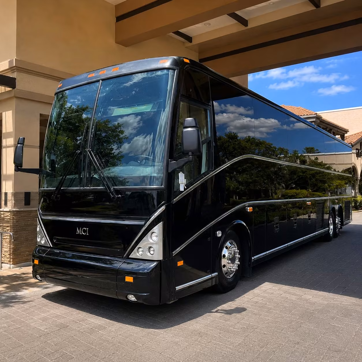 concert bus rentals for every group size in long beach from small groups to full sellout squads