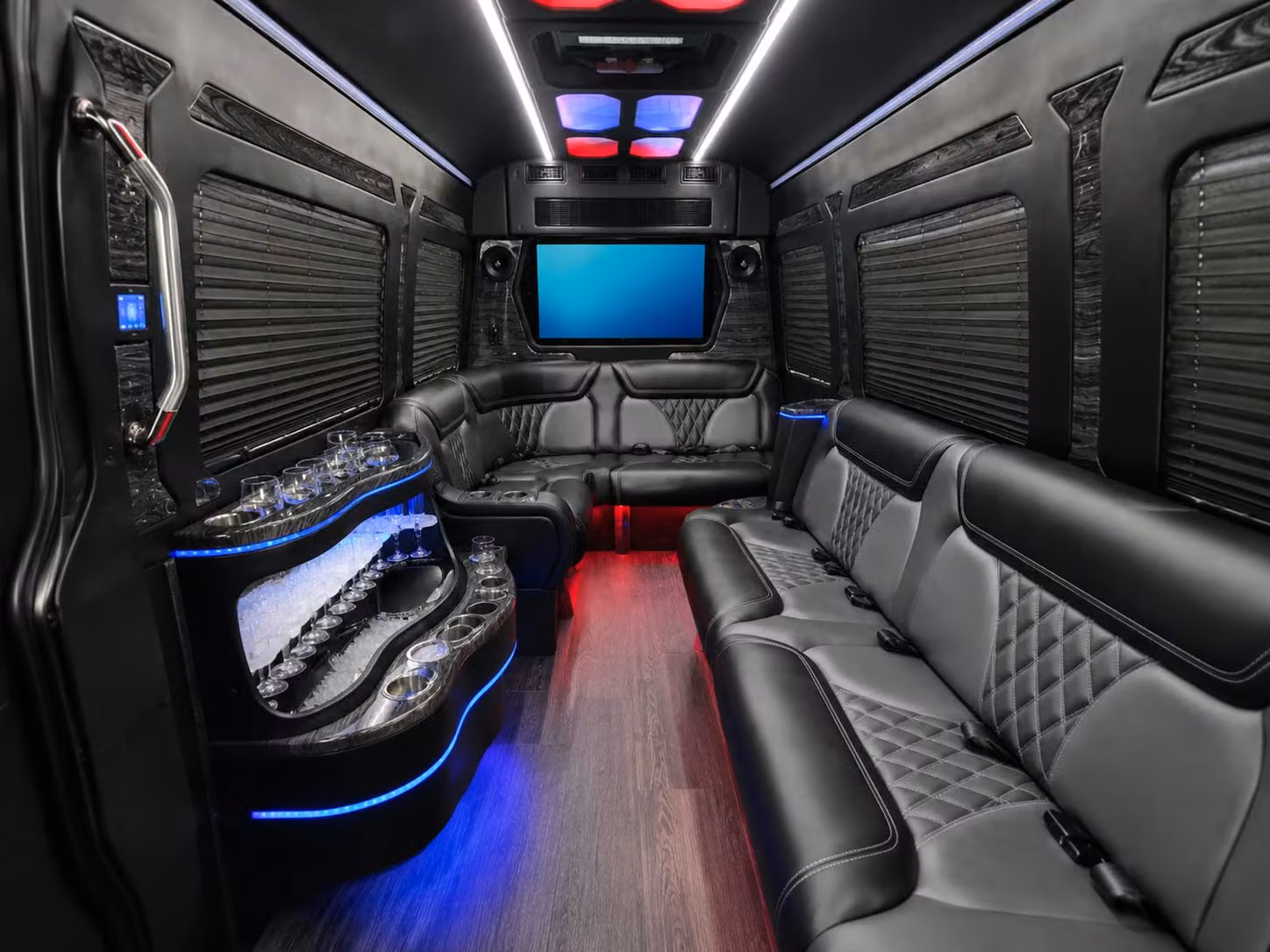corporate event shuttles and employee transportation in long beach