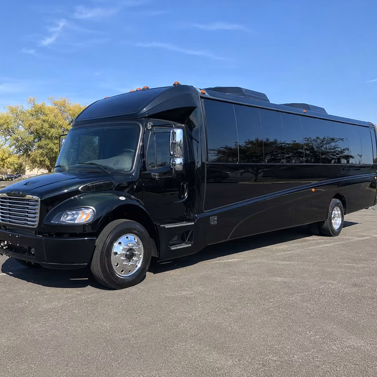 long beach 30 passenger minibus rental