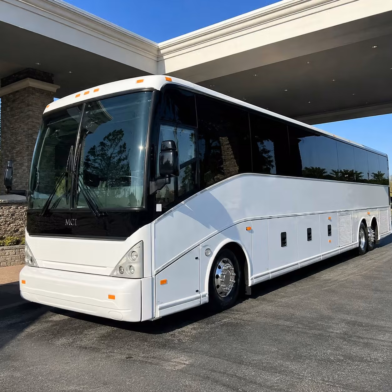 shuttle your group between long beach airport and lax without the headache
