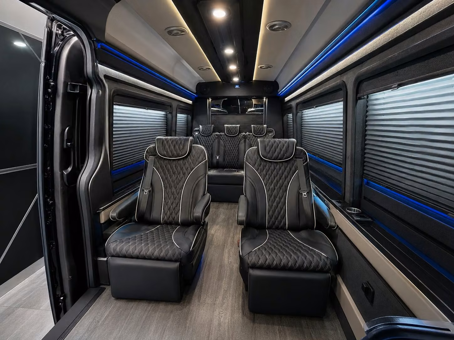 with a private bus convention groups at the long beach convention center get where they need to go